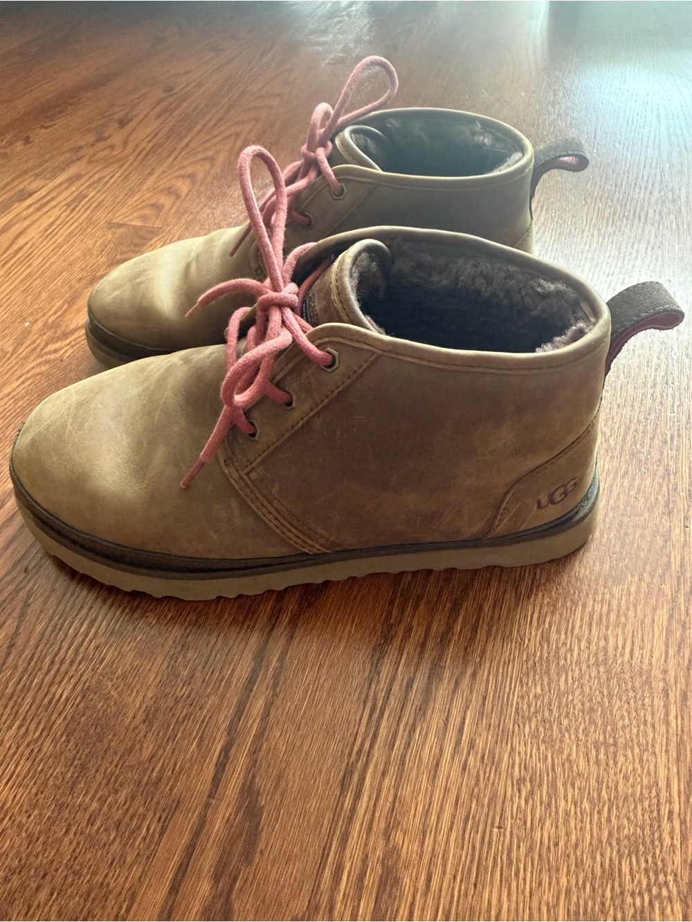 UGG Men’s Neumel Waterproof Wool Lined Brown Chukka Boots Size 10